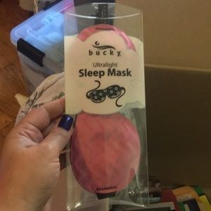 Ultralight sleep mask